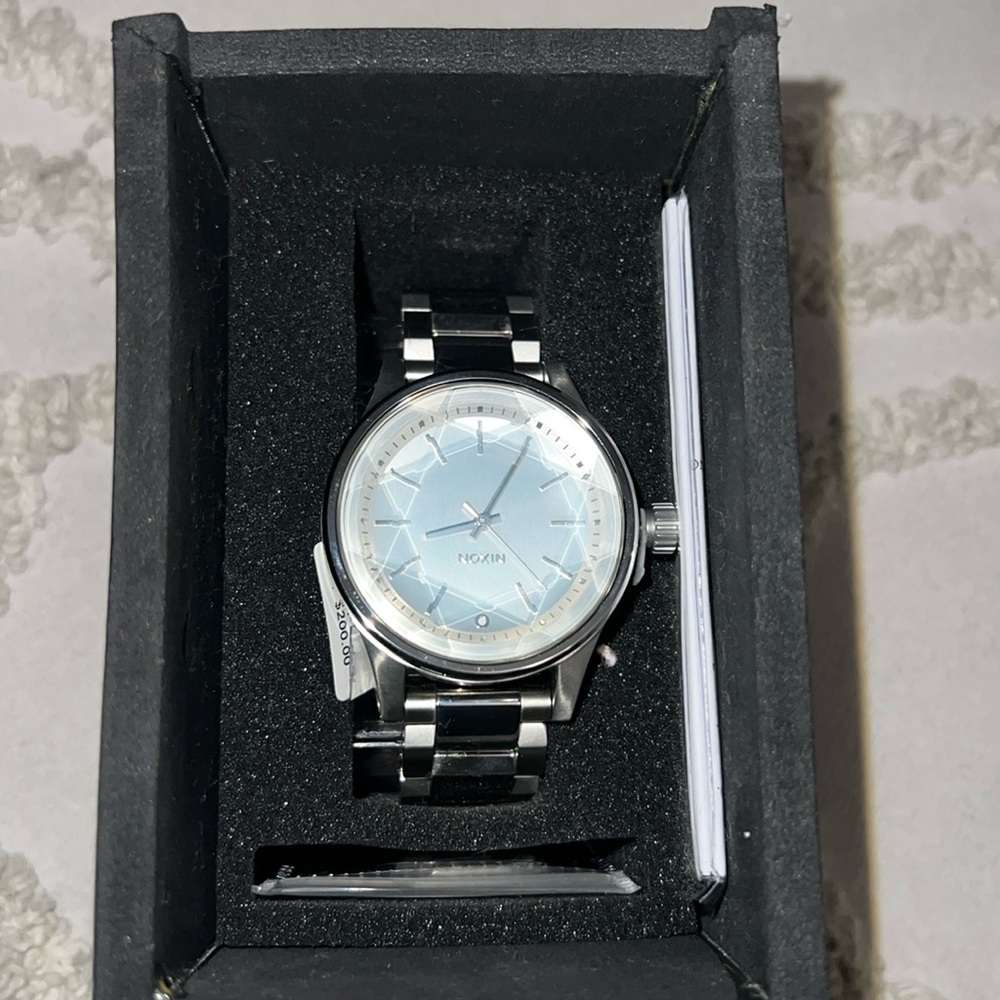 Nixon All Silver Facet 38 Watch